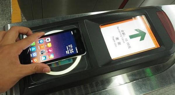 扫码POS机：北京地铁测试刷手机进站 不支持苹果手机