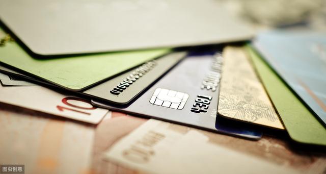 卡拉合伙人：信用卡分期利弊有哪些？