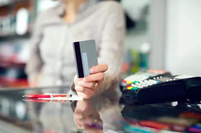 扫码POS机：乐华金融-POS机刷卡哪种刷法是作死？